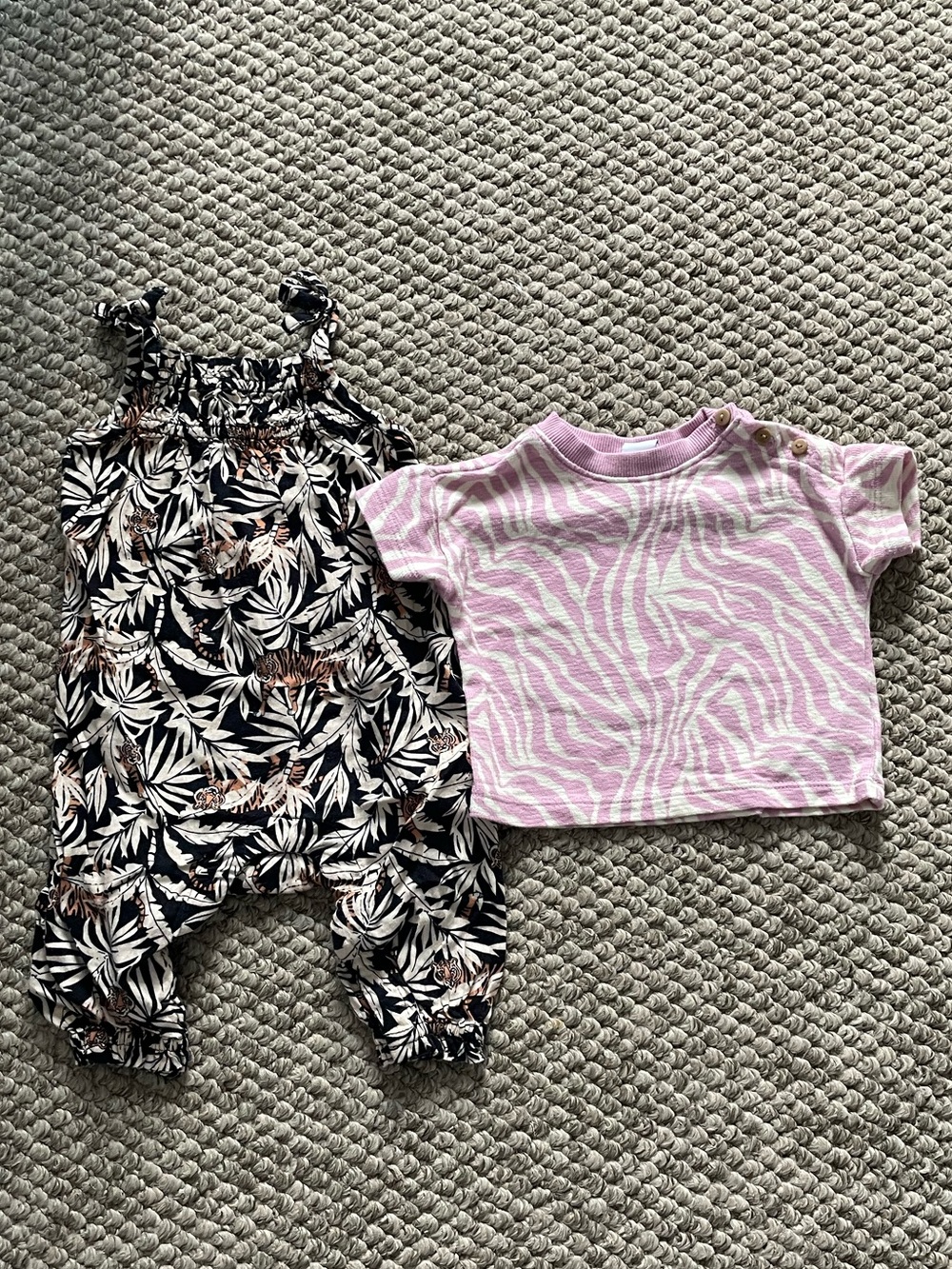 Old Navy 3-6M Shirt & Jumpsuit
